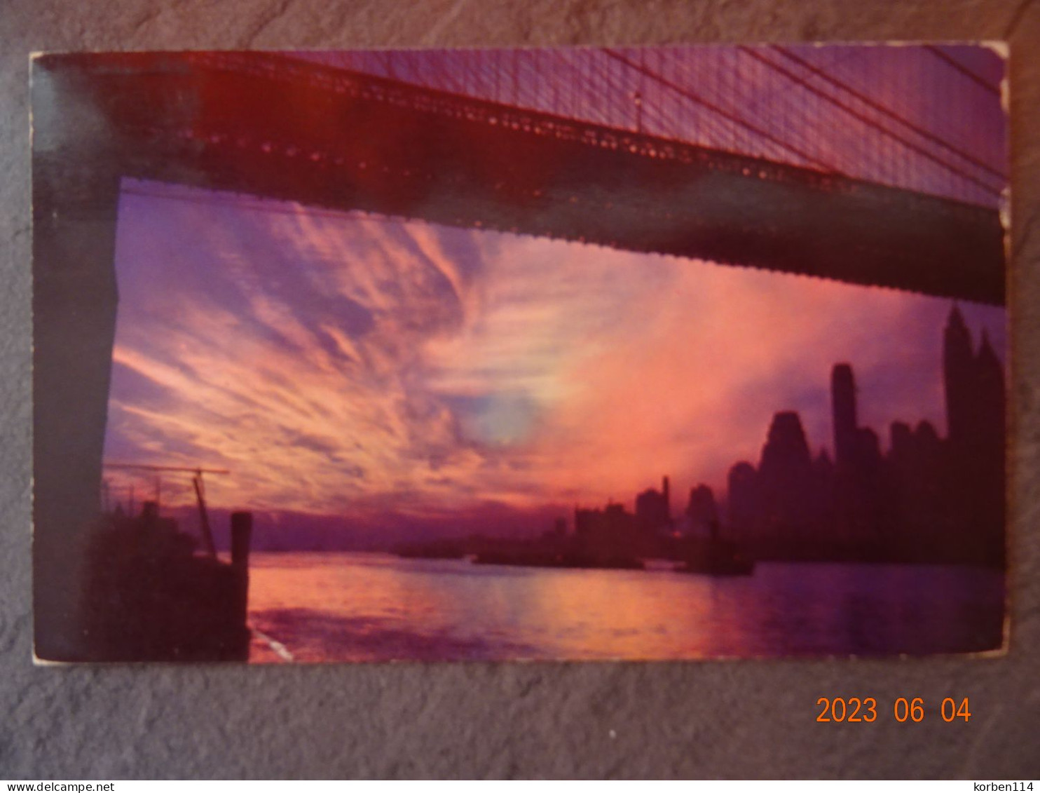 SUNRISE OER NEW YORK CITY - Multi-vues, Vues Panoramiques