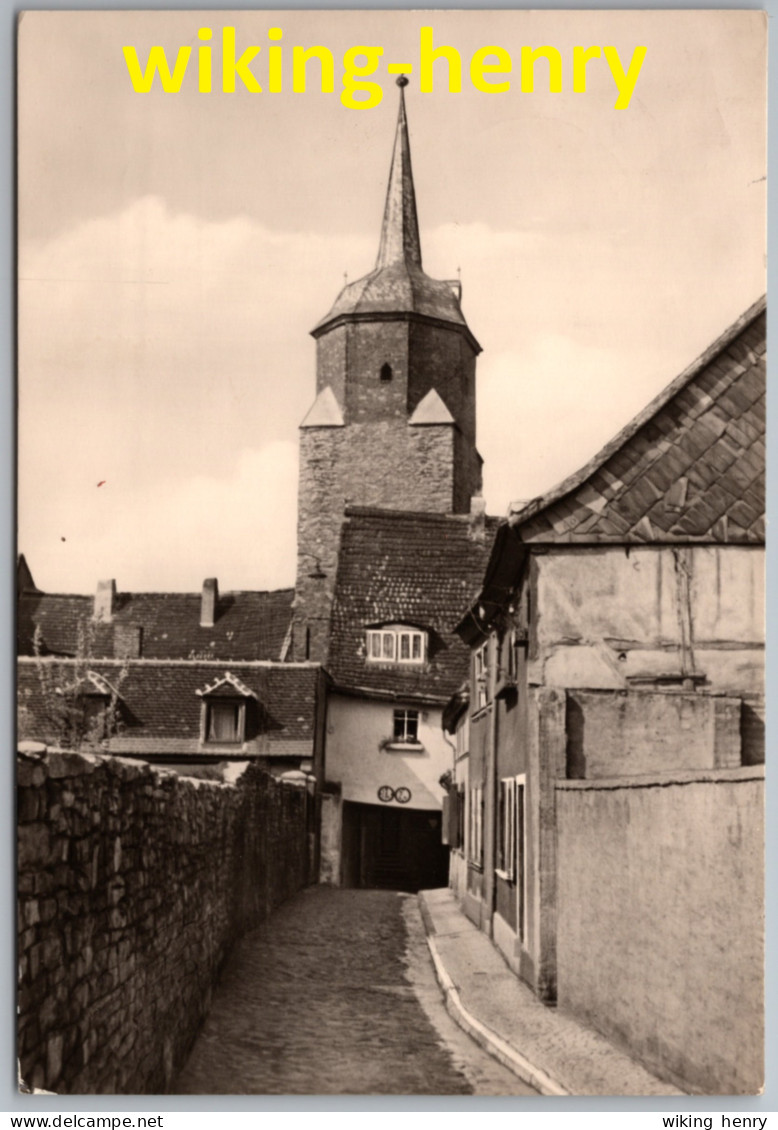 Köthen Anhalt - S/w Hinter Der Mauer - Köthen (Anhalt)