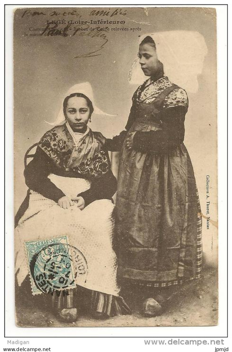 Lege 44 LEGE Costumes anciens Barbes de Coiffe relevees apres la messe de mariage Coll. A. Thuret cpa precurseur 1904