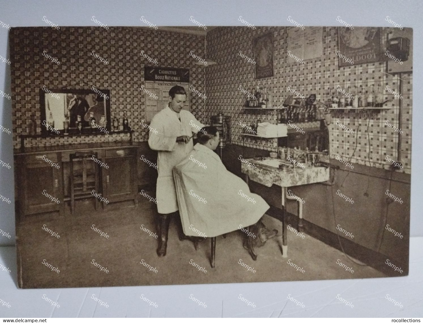 I° Regiment Des Carabiniers Cyclistes II° Bataillon TERVUEREN Le Salon De Coiffure. D.J.SPAANS Purmerend. See Back - Tervuren