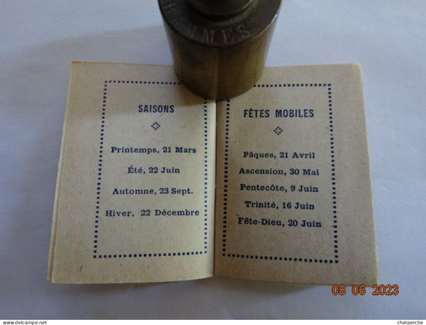 CALENDRIER ANNEE 1935 ENFANT AVEC SA MERE  PUBLICITE GRANDE PHARMACIE A PARIS - Petit Format : 1921-40