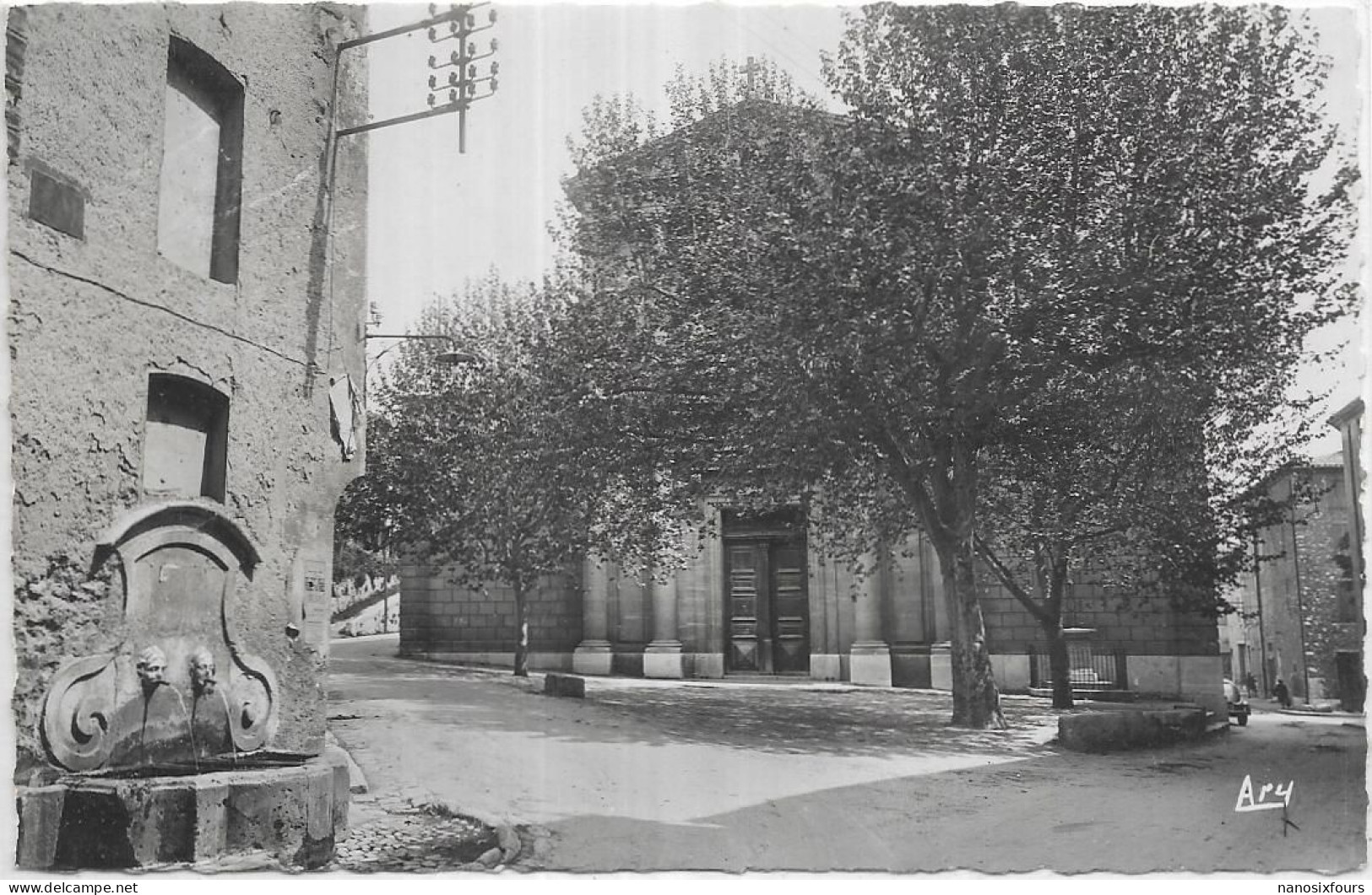 D 13  AURIOL.  PLACE DE L EGLISE - Auriol