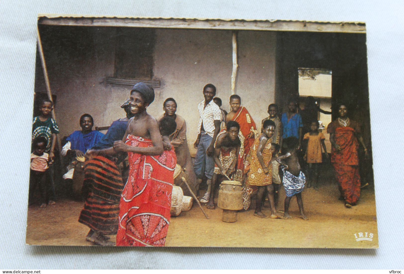 Cpm, Afrique En Couleurs, Danse Folklorique Au Village - Non Classés