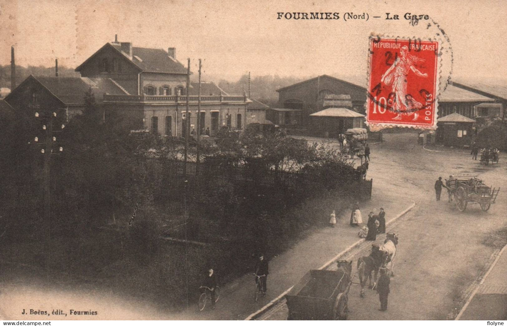 Fourmies - Rue Et Le Parvis De La Gare - Attelage - Fourmies
