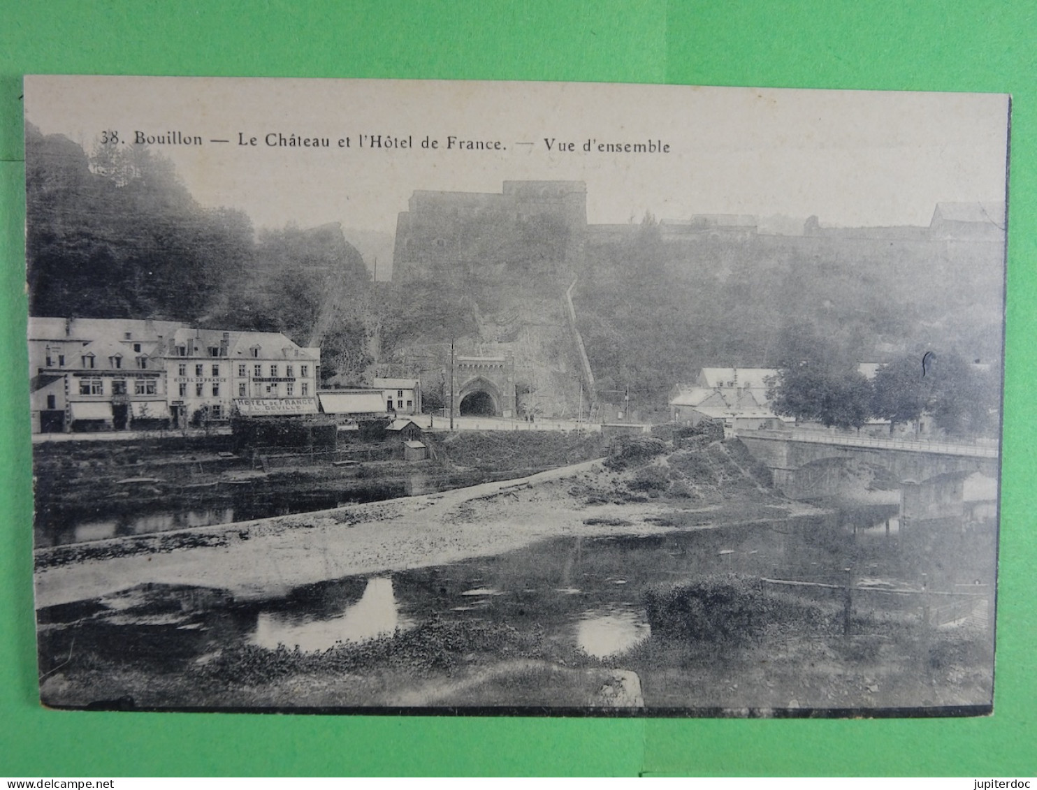 Bouillon Le Château Et L'Hôtel De France Vue D'ensemble - Bouillon