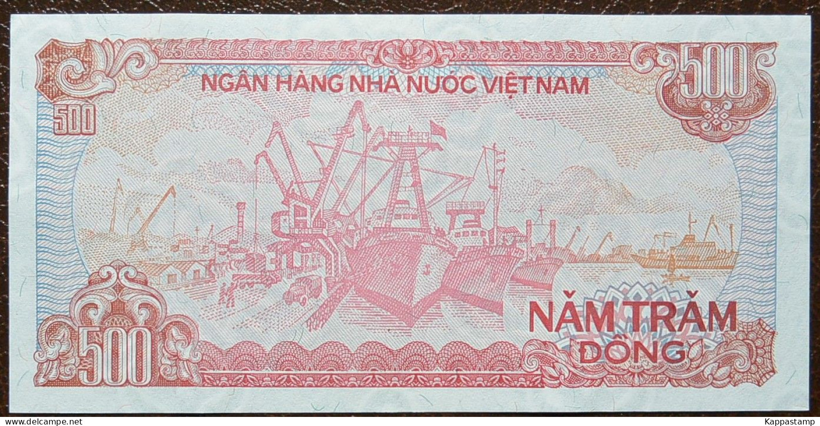 VIETNAM 500 DONG  1988 P-101 Ho Chi Minh   UNC (B/1-19 - Viêt-Nam