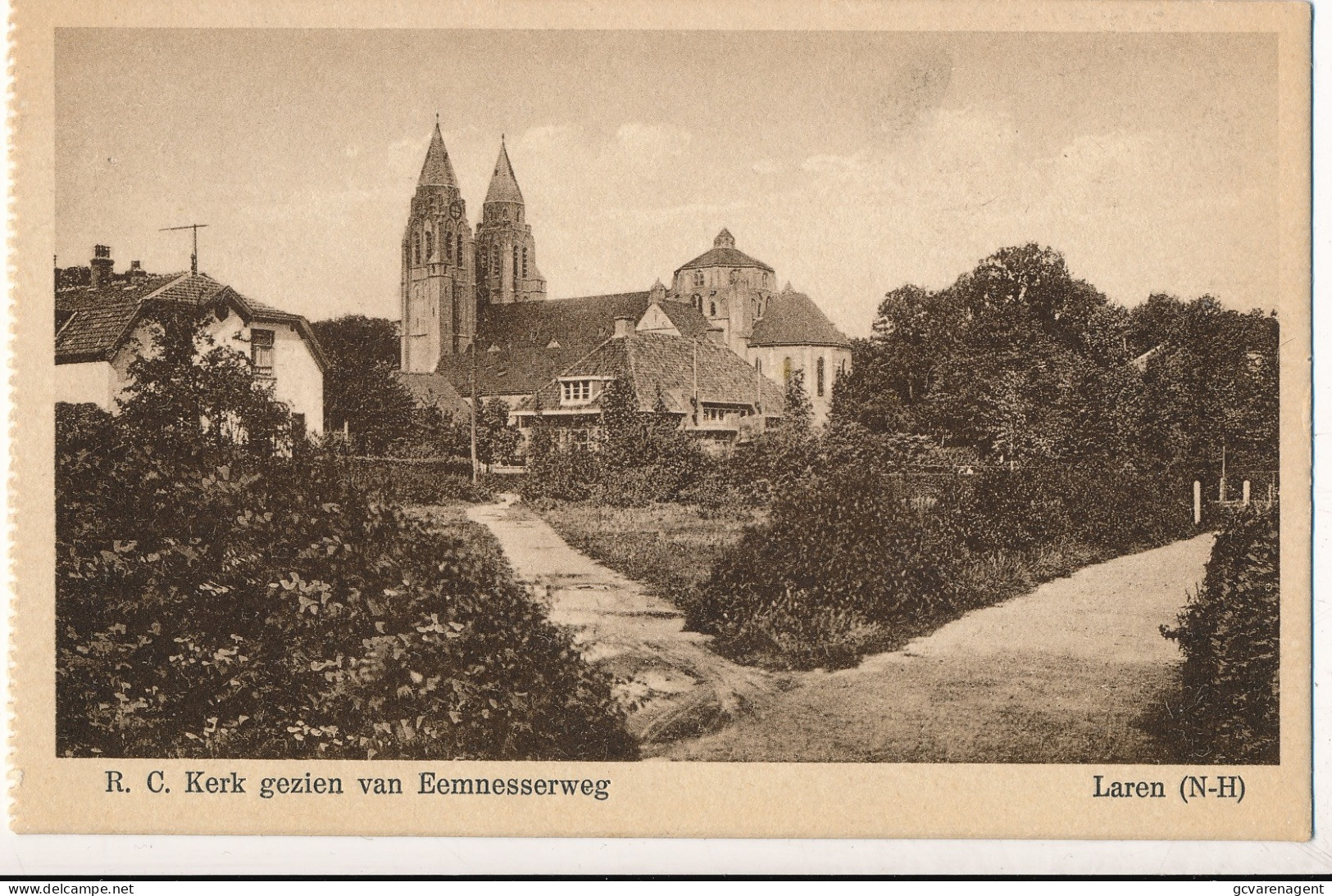 LAREN      R.C. KERK GEZIEN VAN EEMNESSERWEG           2 SCANS - Laren (NH)