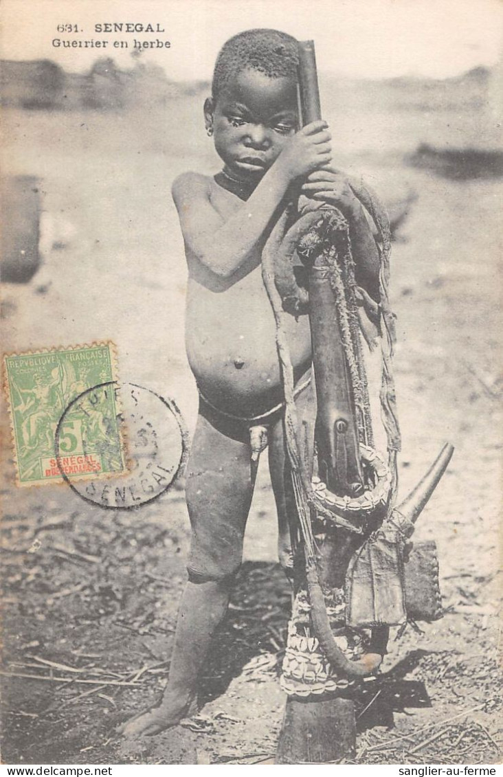 CPA SENEGAL GUERRIER EN HERBE - Sénégal