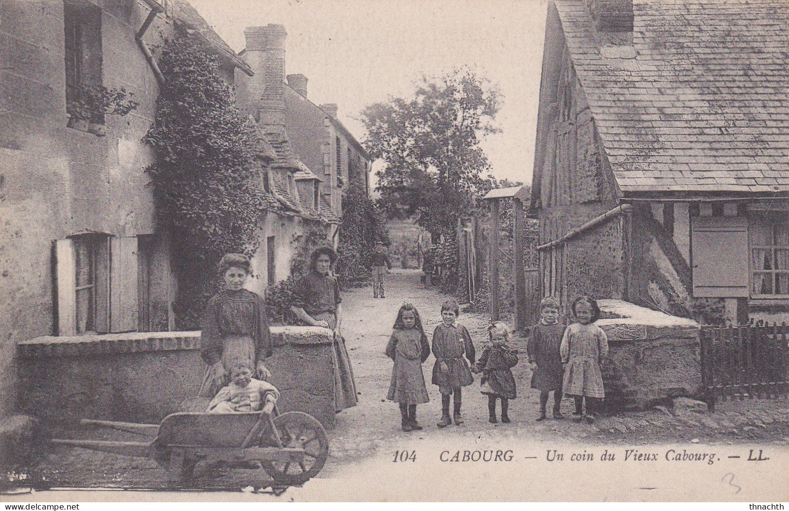 1920 Cabourg : Un Coin Du Vieux Cabourg Correspondance - Cabourg