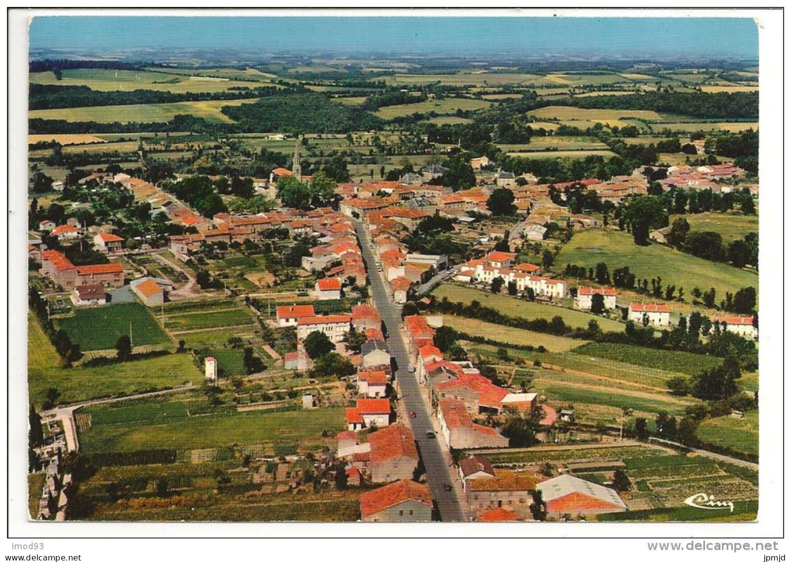 81 - MONTREDON-LABESSONNIE (Tarn) - Vue Générale Aérienne, La Route De Castres - Ed. Combier Cim -1989 - Montredon Labessonie