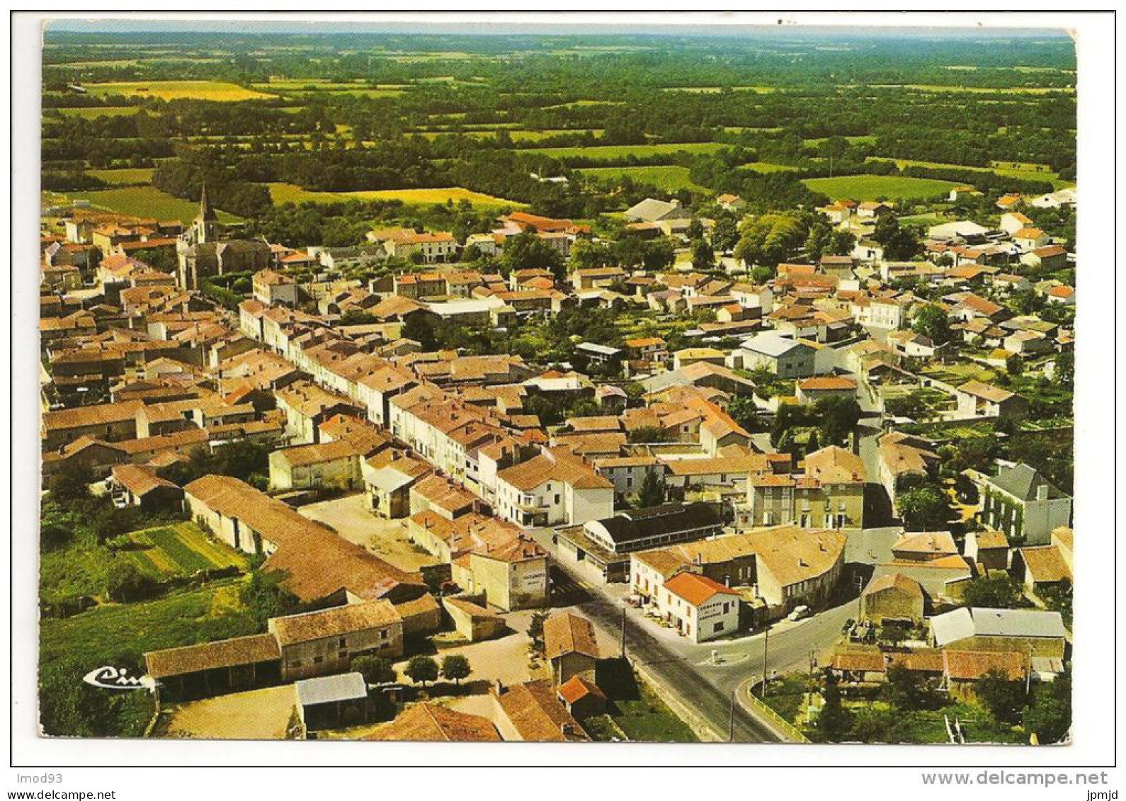 79 - BRIOUX-sur-BOUTONNE - Vue Générale Aérienne - Ed. Cim N° E 79.057.33.0.4590 - 1979 - Brioux Sur Boutonne