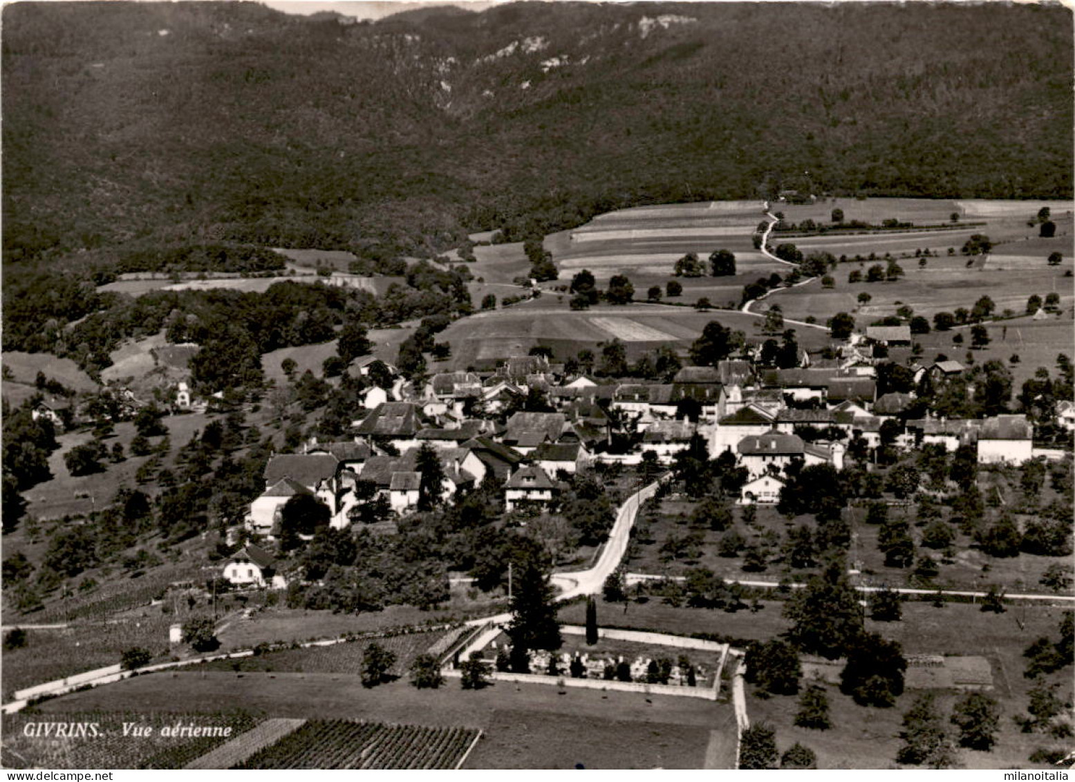 Givrins - Vue Aerienne (10186) * 28. 7. 1953 - Givrins