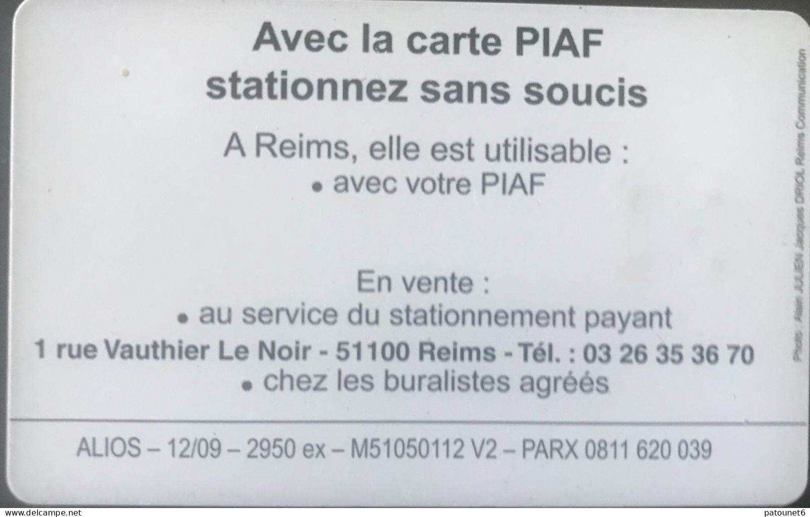 PIAF   -  REIMS   -   Voiture + Cathédrale  (fond Lavande)  -  150 Unités - Cartes De Stationnement, PIAF