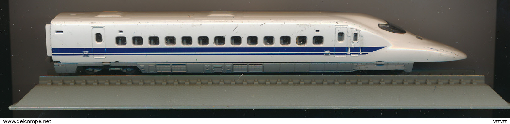 Locomotive : Séries 700 Shinkansen, Echelle N 1/160, Japan, Japon - Loks