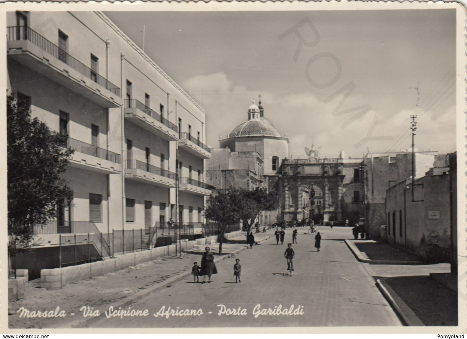 CARTOLINA  MARSALA,SICILIA-VIA SCIPIONE AFRICANO-PORTA GARIBALDI-MEMORIA,CULTURA,RELIGIONE,BELLA ITALIA,VIAGGIATA 1955 - Marsala