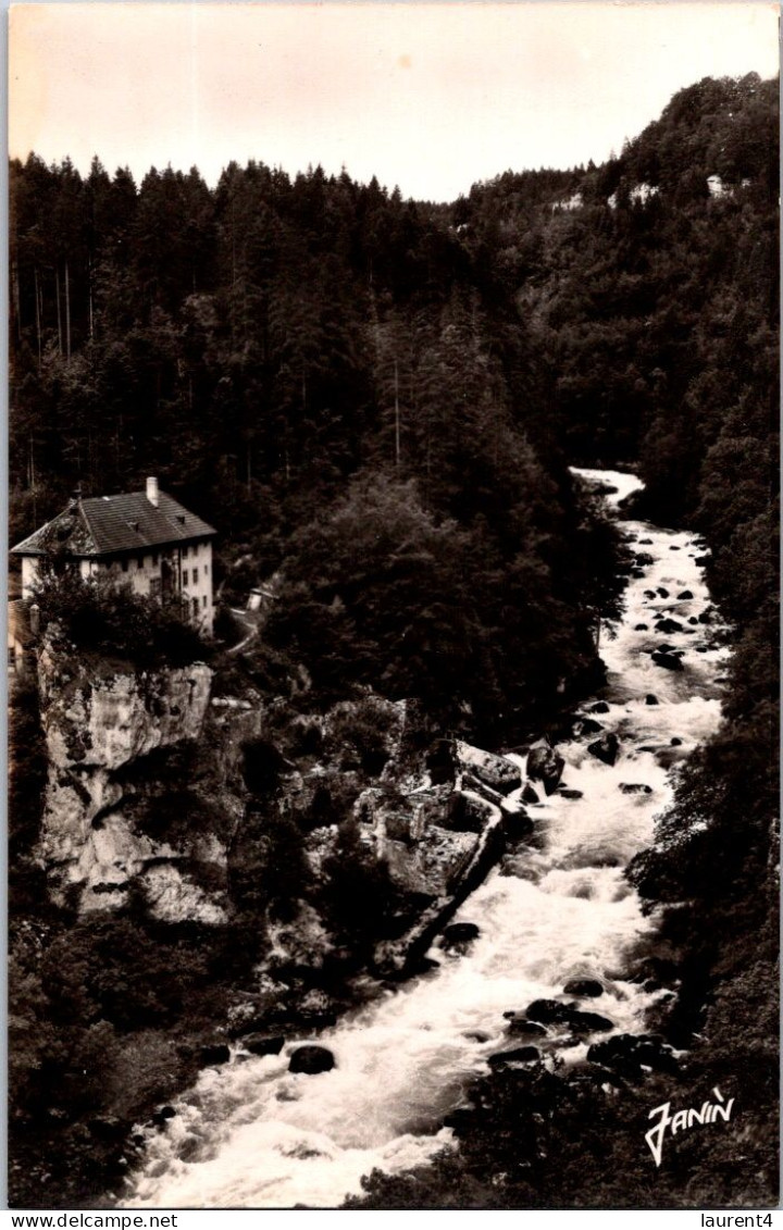 (3 R 11) (older) B/w - France / Suisse Frontière (border) Moulin De La Roche Et Rapides Du Doubs - Douane