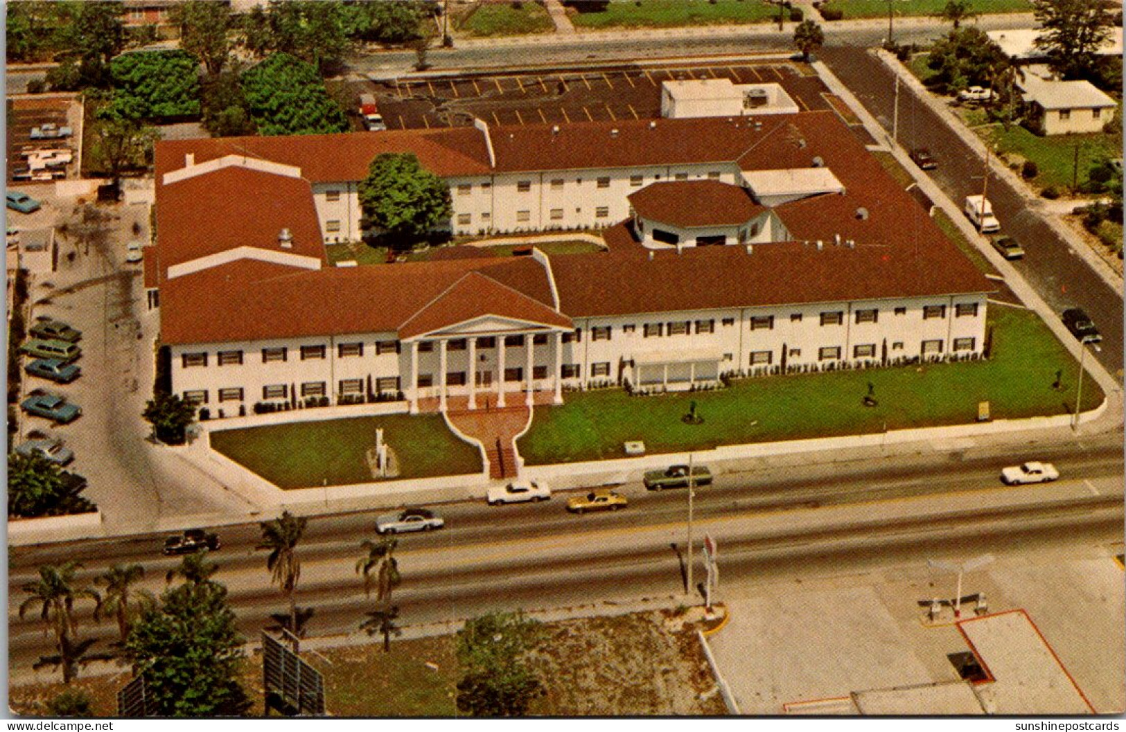 Florida St Petersburg Colonial Manor Nursing Home - St Petersburg