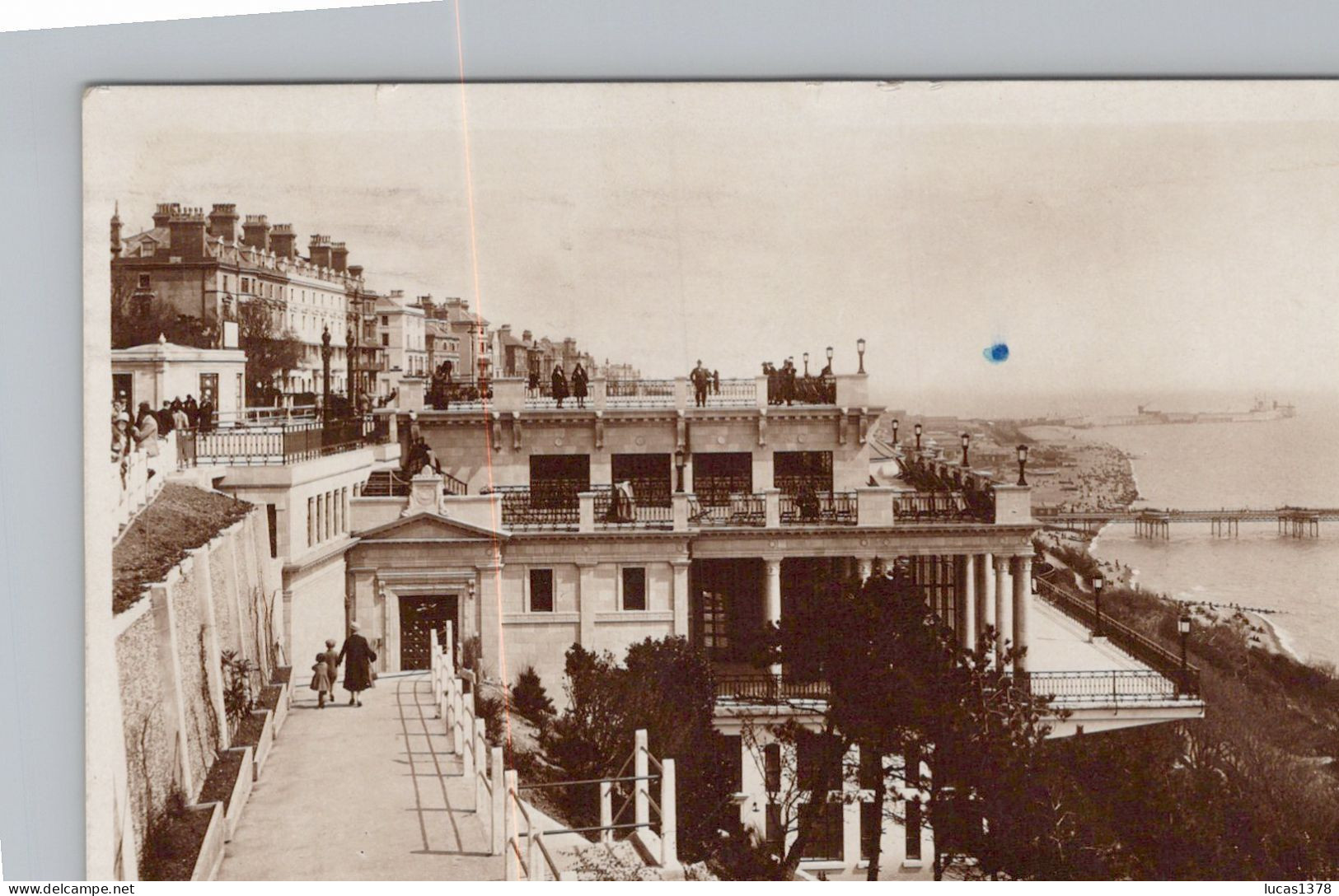 FOLKESTONE / LEAS CLIFF / HALL LOOKING EAST - Folkestone