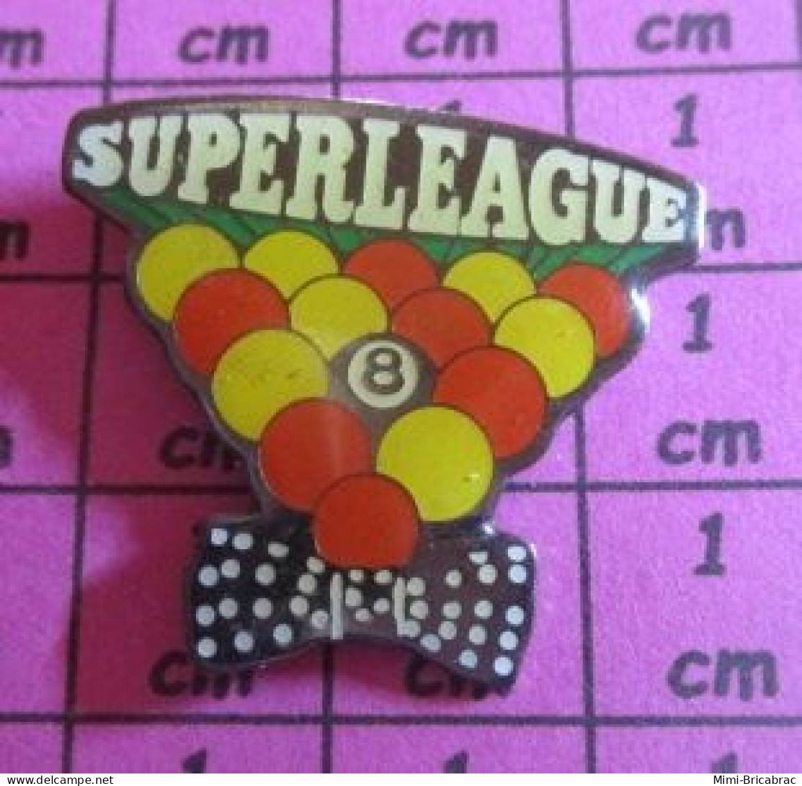 1015A Pin's Pins / Beau Et Rare / SPORTS / BILLARD SUPERLEAGUE 8 POOL NOEUD PAPILLON - Bowling