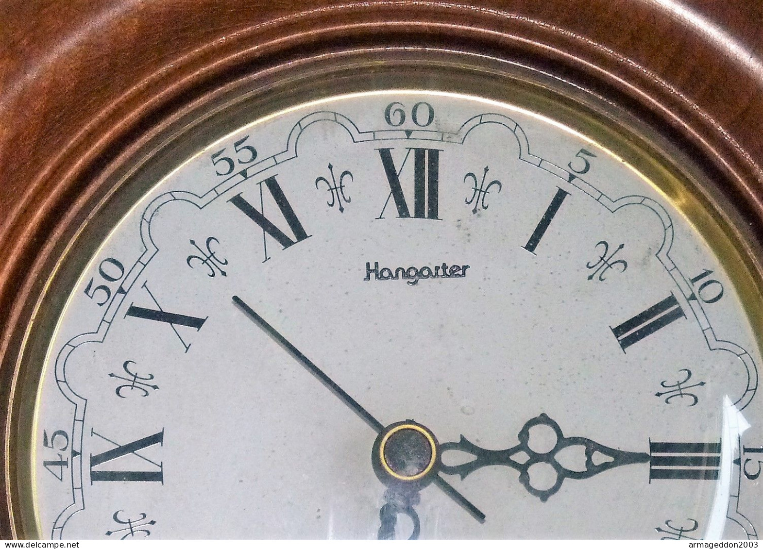 VINTAGE PENDULE MURALE  HANGARTER EN BOIS CHIFFRES ROMAINS VITRE QUI S'OUVRE FONctionne - Relojes