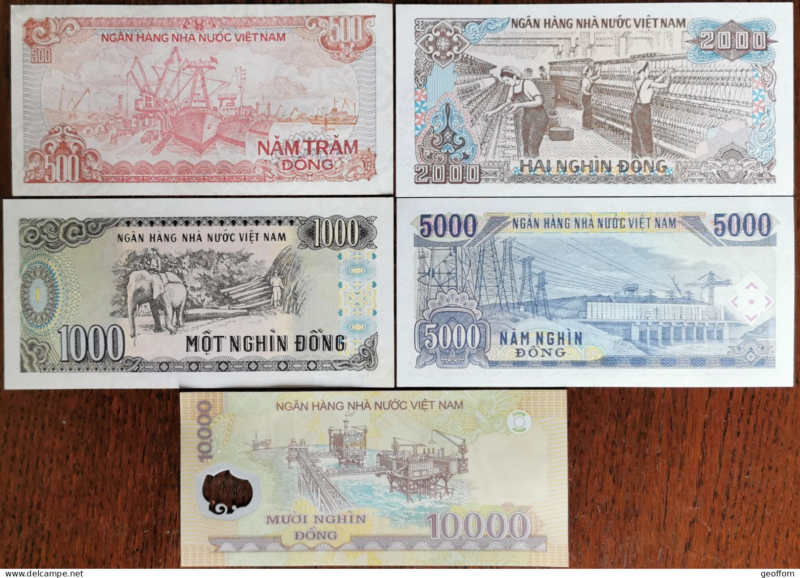 Lot 5 Billets Unc VIETNAM De 500 à 10.000 Dong 1988 à 2018 (10000 En Polymer) - Viêt-Nam