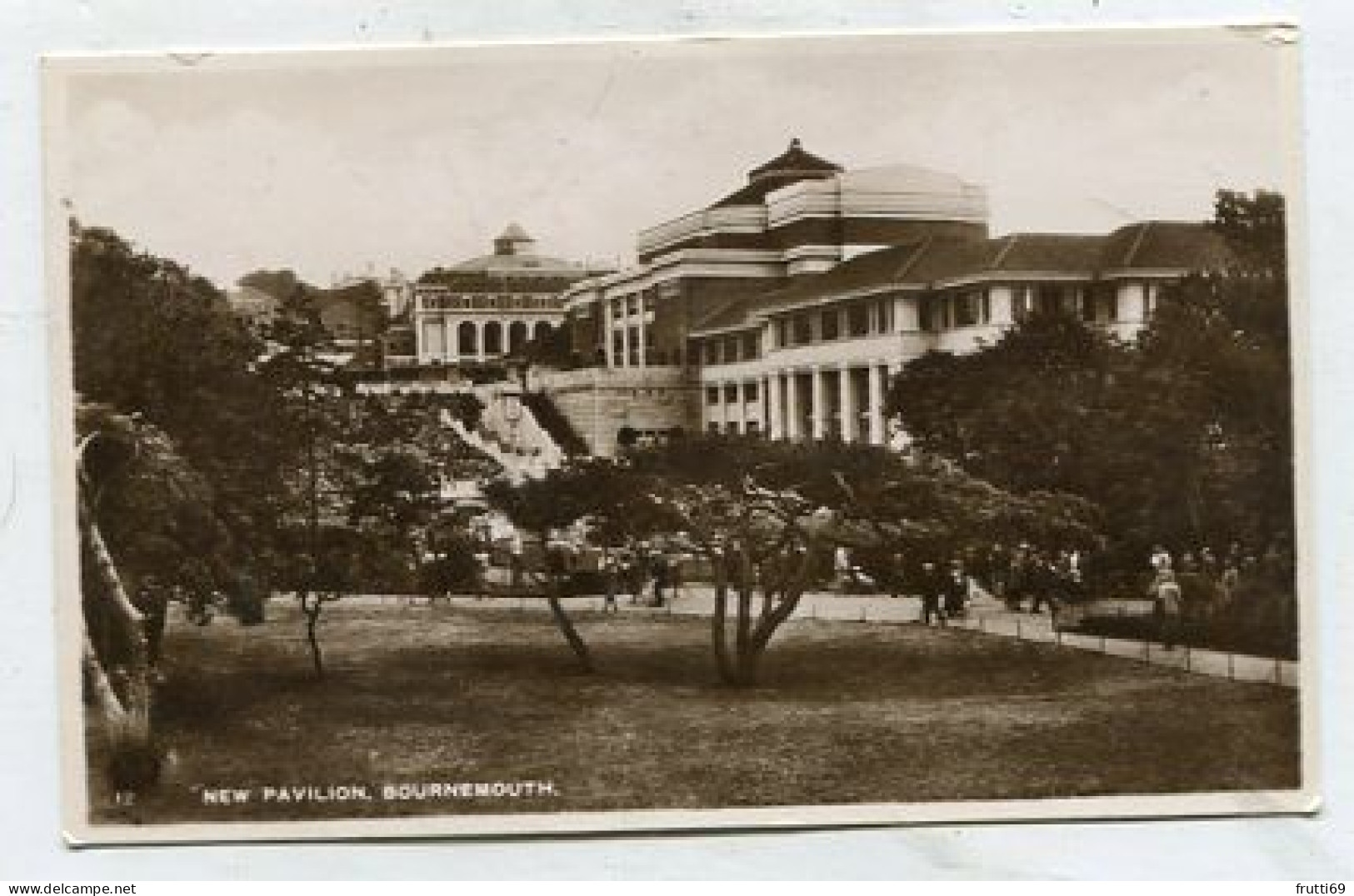 AK 137251 ENGLAND - Bournemouth - New Pavillion - Bournemouth (tot 1972)