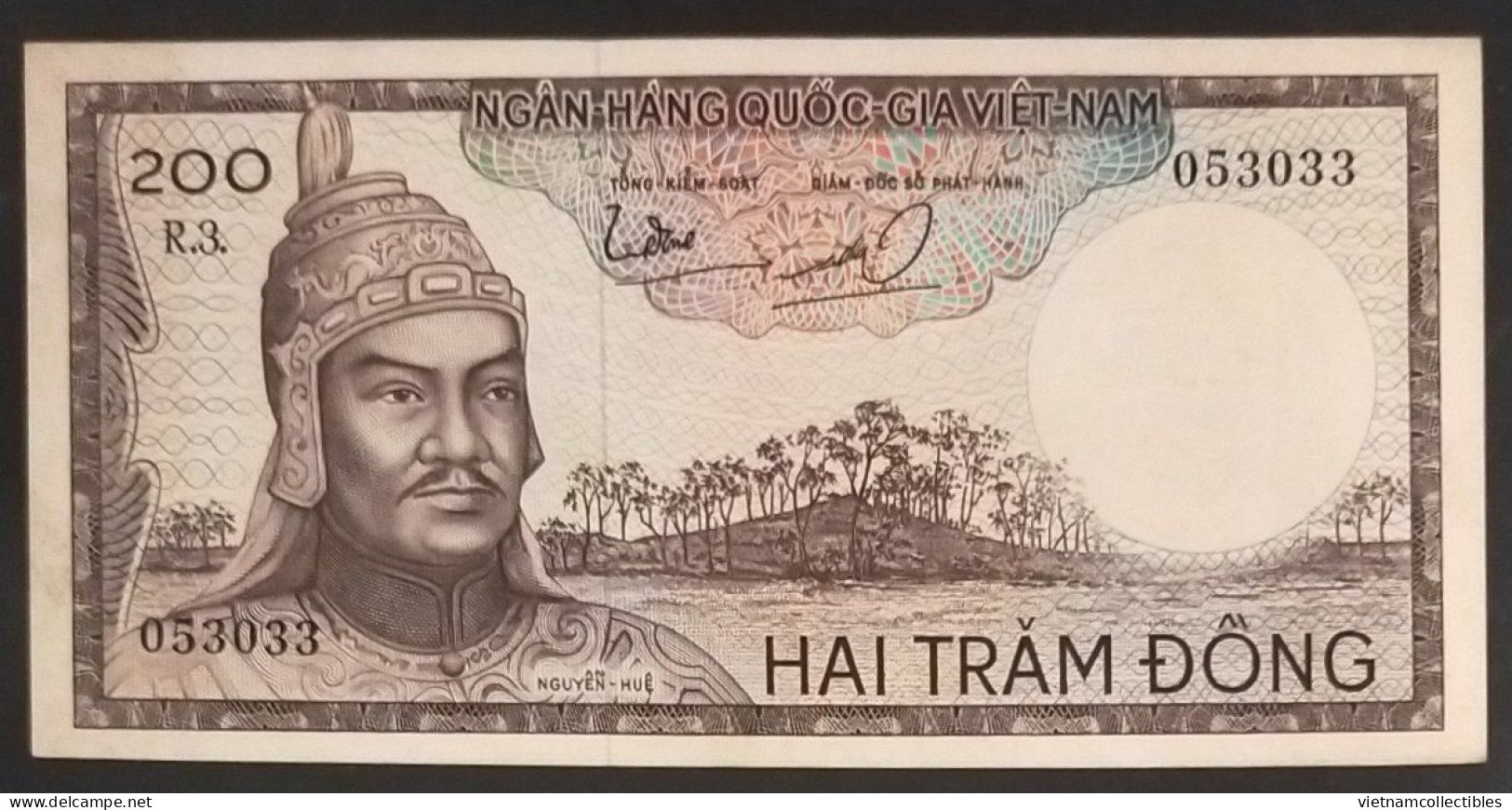 South Viet Nam Vietnam 200 Dông Quang Trung King AU Banknote 1966 - Pick # 20b (watermark Of General's Head) / 2 Photo - Viêt-Nam