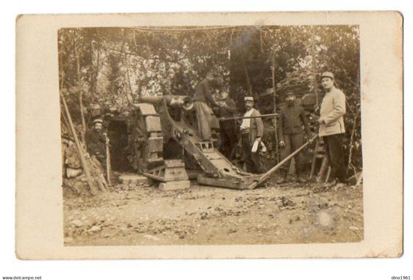 CPA 3377 - MILITARIA - Carte Photo Militaire - Artillerie - Artilleurs & Canon Militaire - LA LOUVIERE ? - Equipment