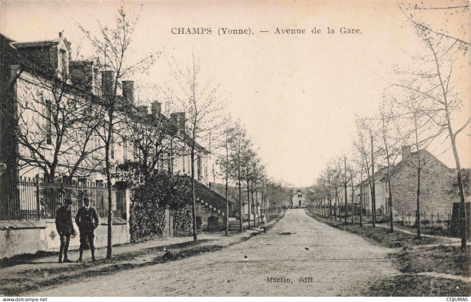 89 - CHAMPS - S17606 - Avenue De La Gare - Champs Sur Yonne