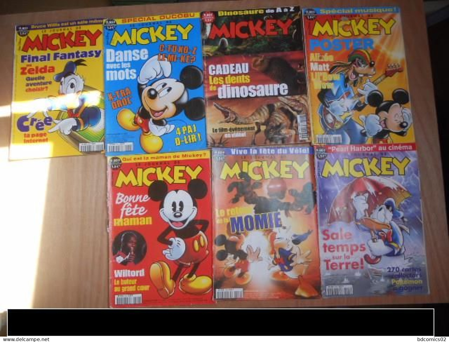 Le Journal De Mickey   LOT DE 7 BD N°2550/ 2551 /2552/ 2553 / 2554/ 2555 /2556/ LOT N°13 - Bücherpakete