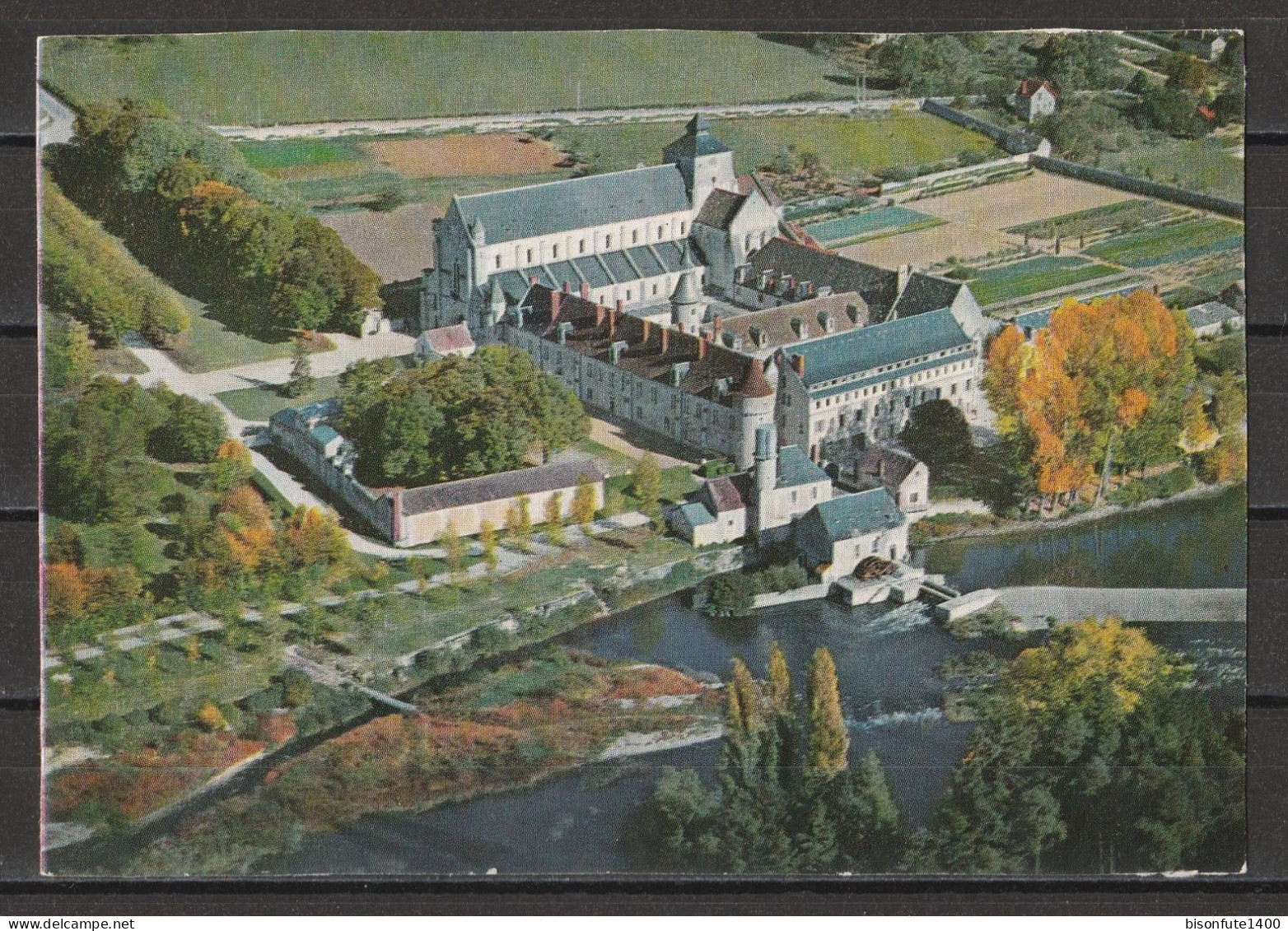 Poitou : L' Abbaye De Fontgombault. - Poitou-Charentes