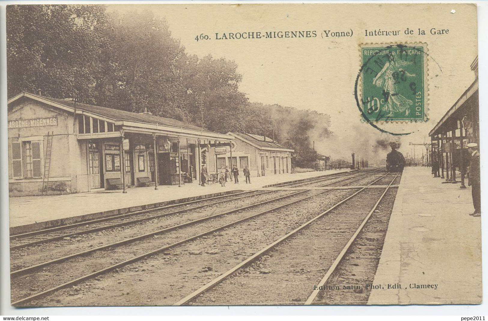 CPA 89 LAROCHE MIGENNE Intérieur De La Gare Animation Bâtiment Arrivée D'un Train - Laroche Saint Cydroine