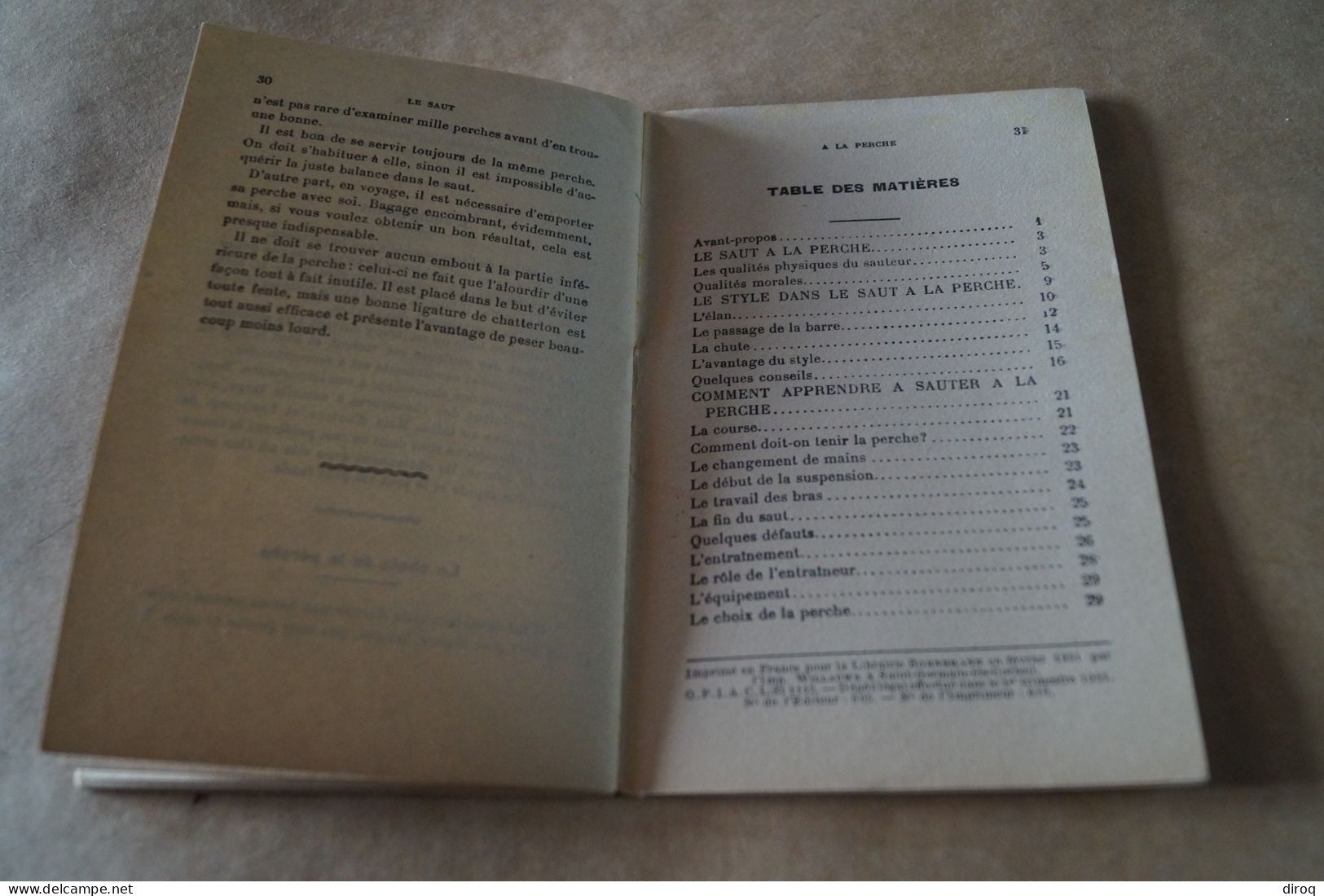 Athlétisme,la saut à la Perche,Ramadier et Paul Lafont,32 pages,18 Cm. sur 11,5 Cm.