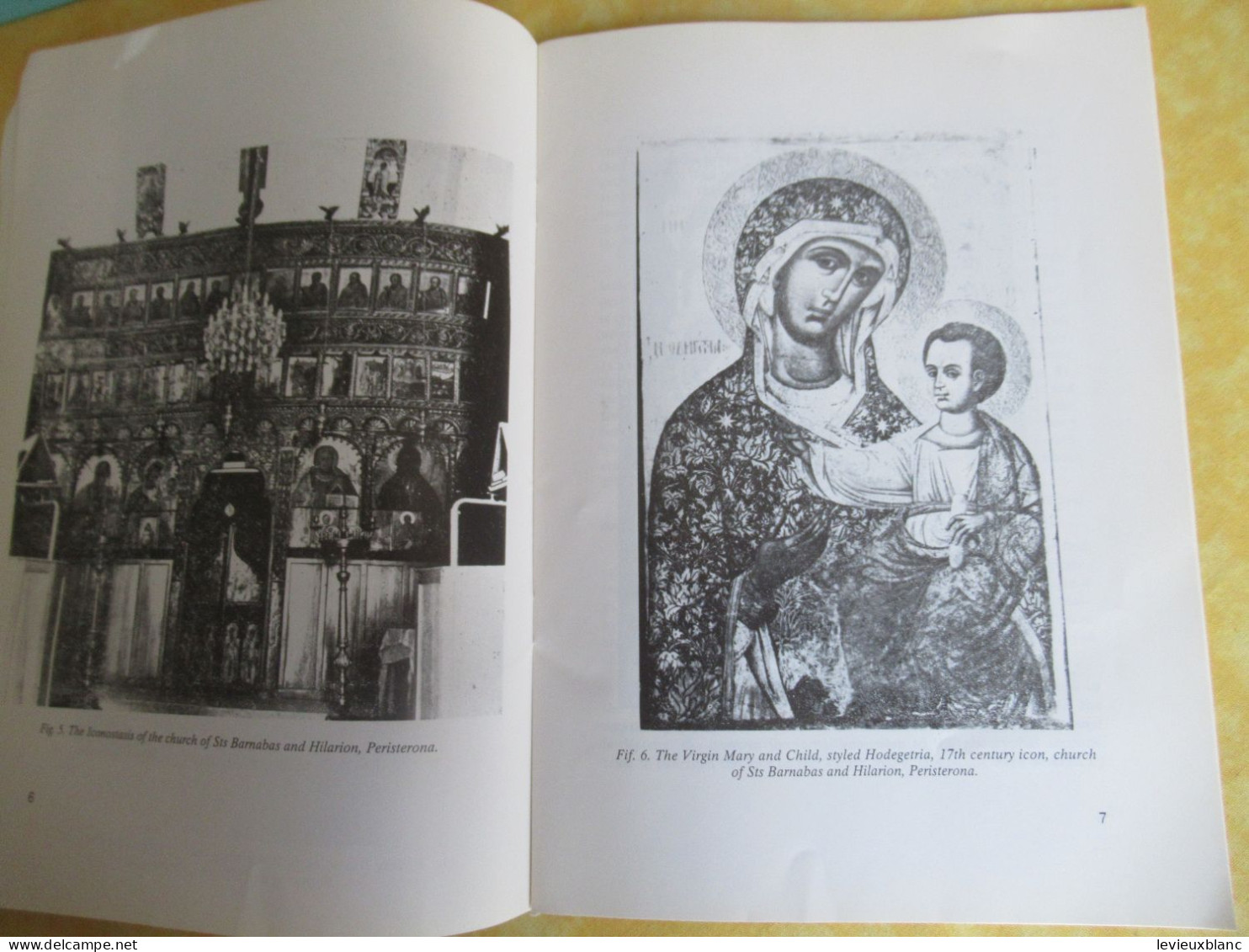 Livret Touristique / PERISTERONA ( Morphou)  / A. and J Stylianou/ Church Committee/ CHYPRE /1974                 PCG527