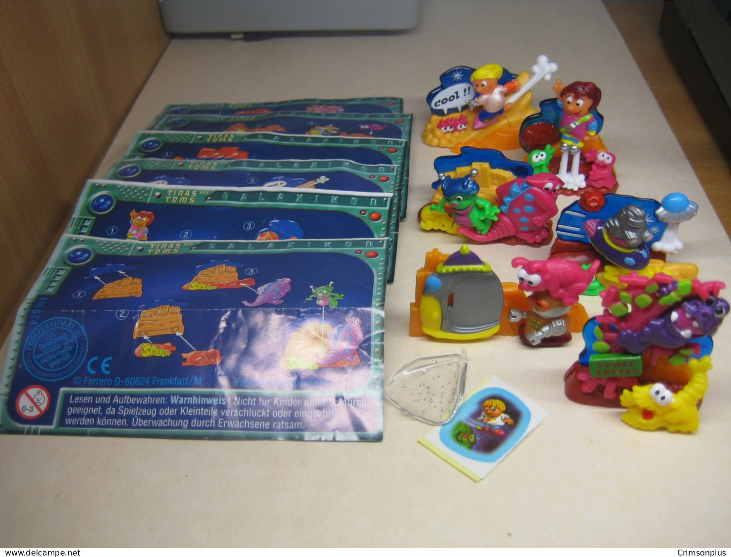 2001 Ferrero - Kinder Surprise - Tinas Und Toms Galaxis Abenteuer - 3D Puzzle - Complete Set + 6 BPZ's - Monoblocs