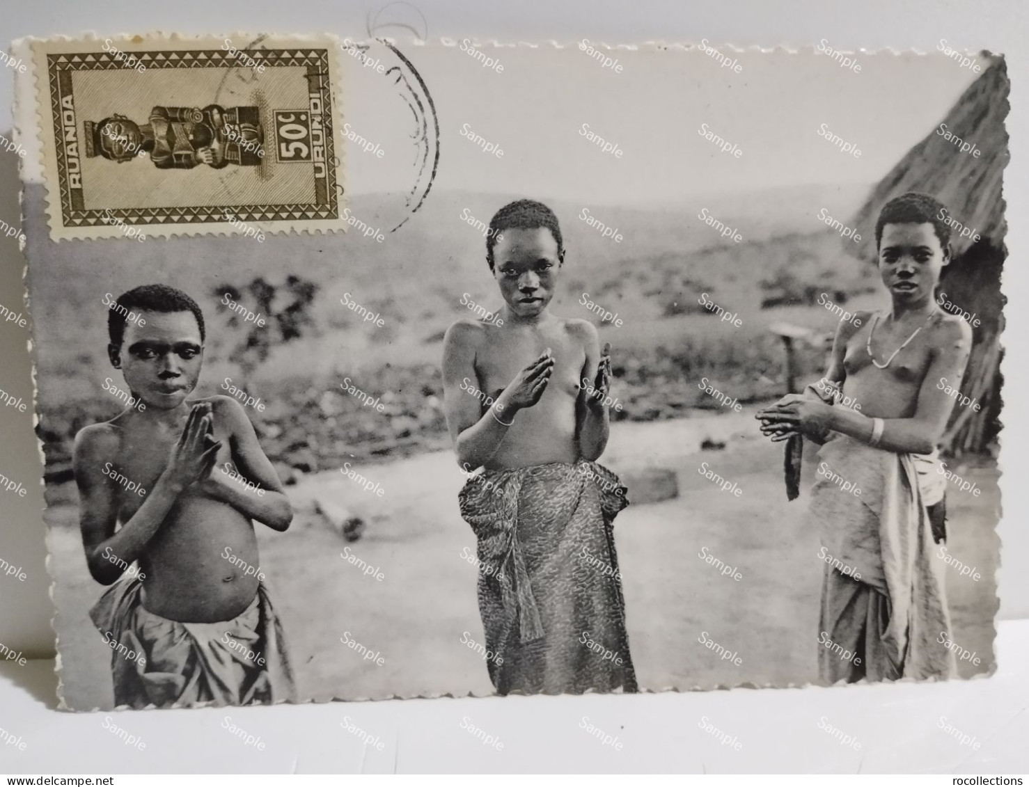 RUANDA - URUNDI Naked Young Girls At A Dance. Jeunes Filles A La Danse. - Ruanda Urundi