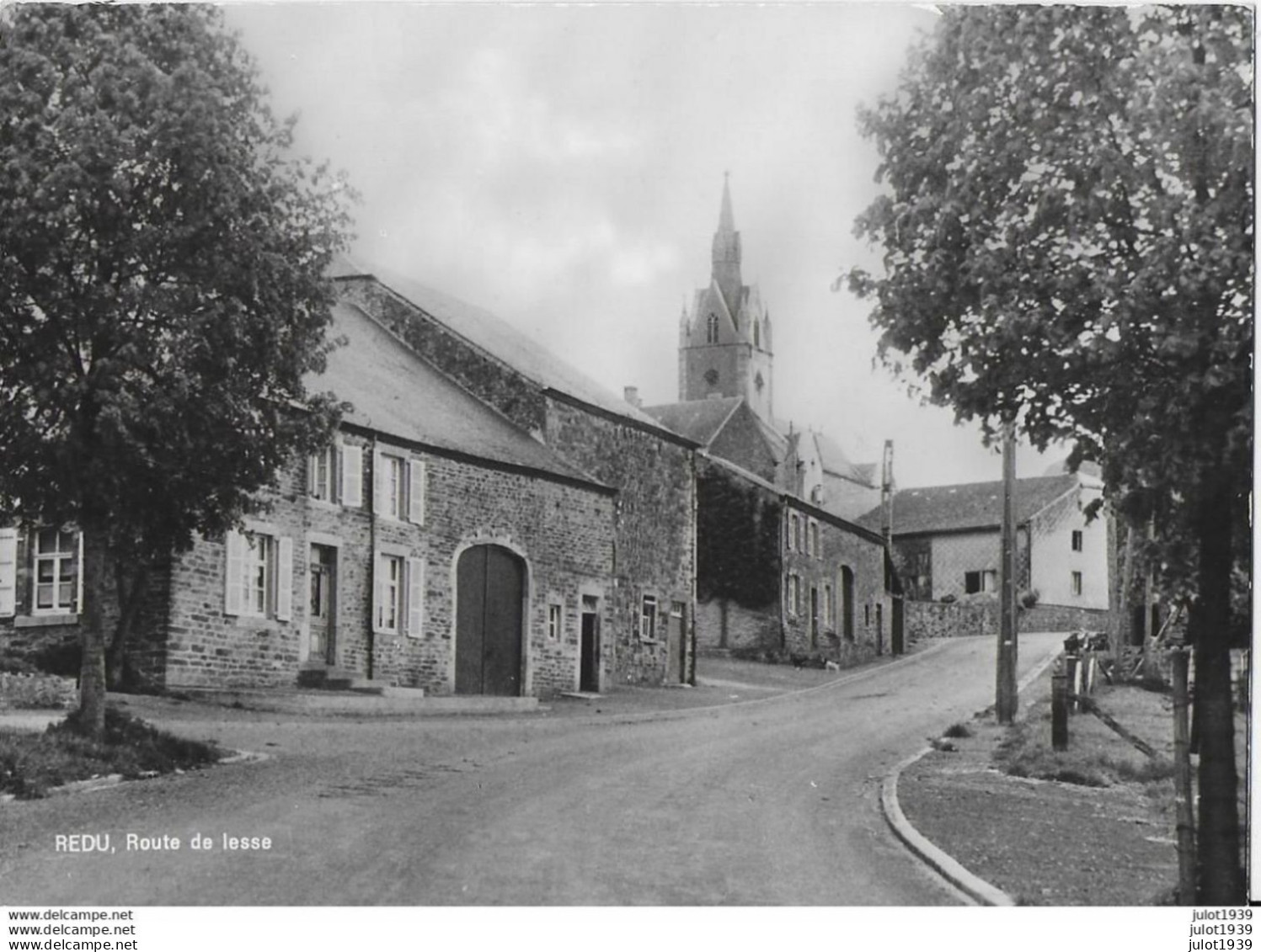 REDU ..-- VILLAGE .   Route De LESSE . - Libin