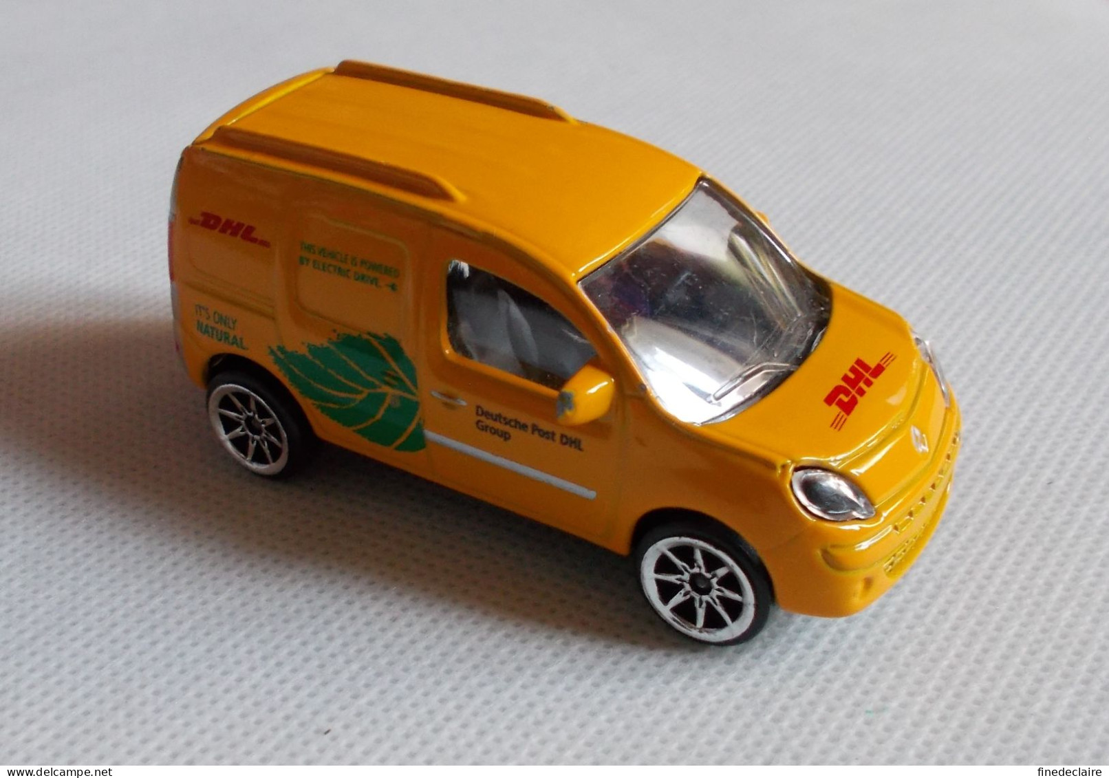 Voiture Majorette - Renault Kangoo Express électrique Jaune - DHL -  - Ech: 1/64 - Ref: 2888 - Majorette