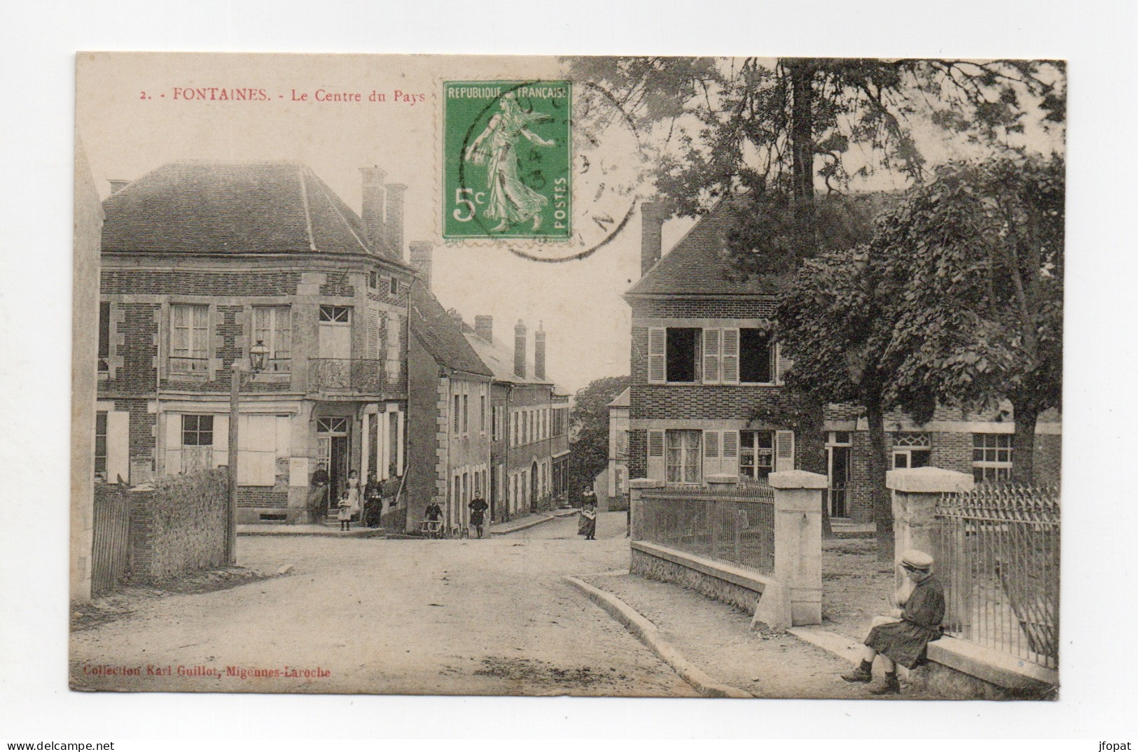 89 YONNE - FONTAINES Le Centre Du Pays - Fontaines Salees