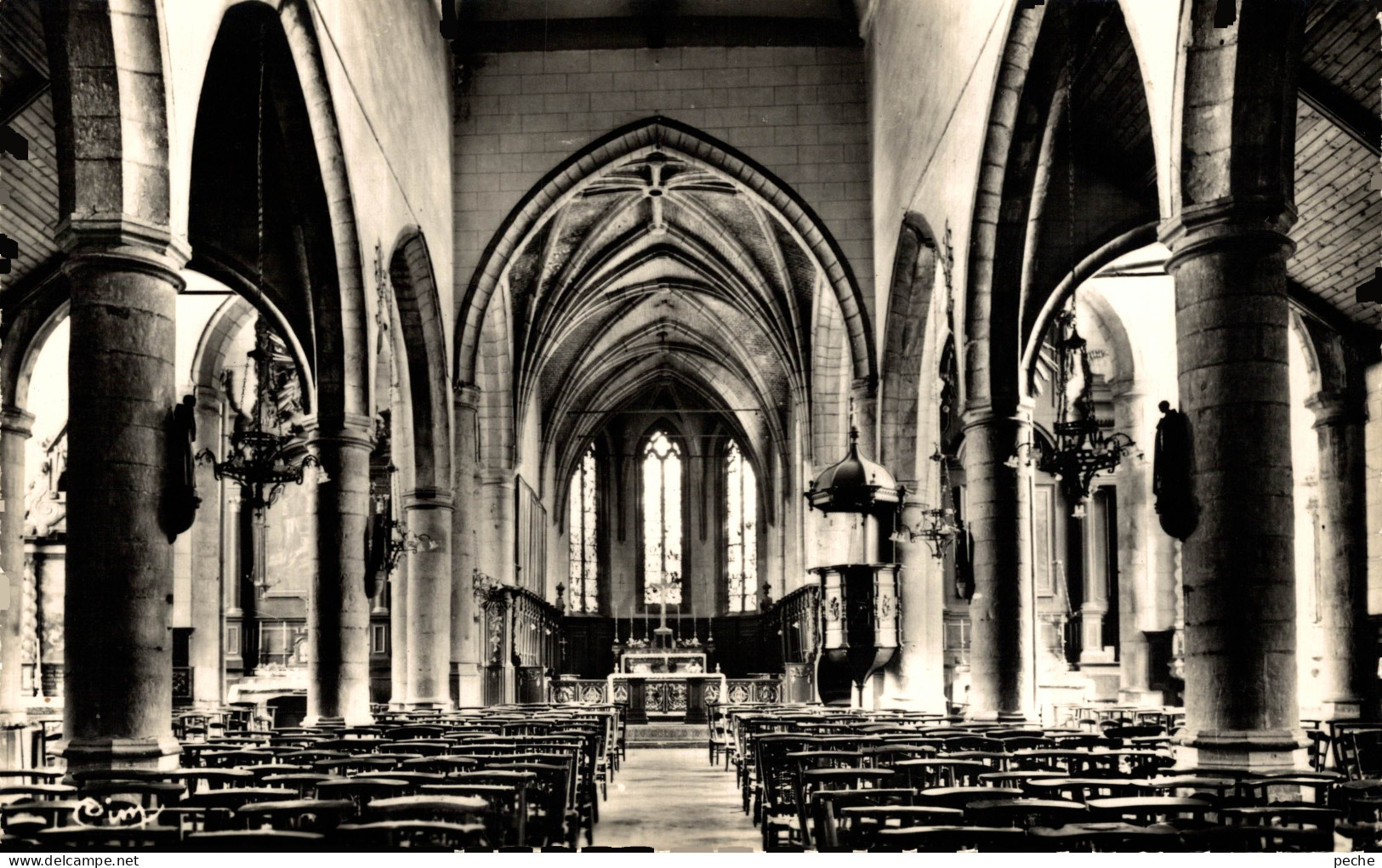 N°105082 -cpsm Solre Le Château -intérieur De L'église- - Solre Le Chateau