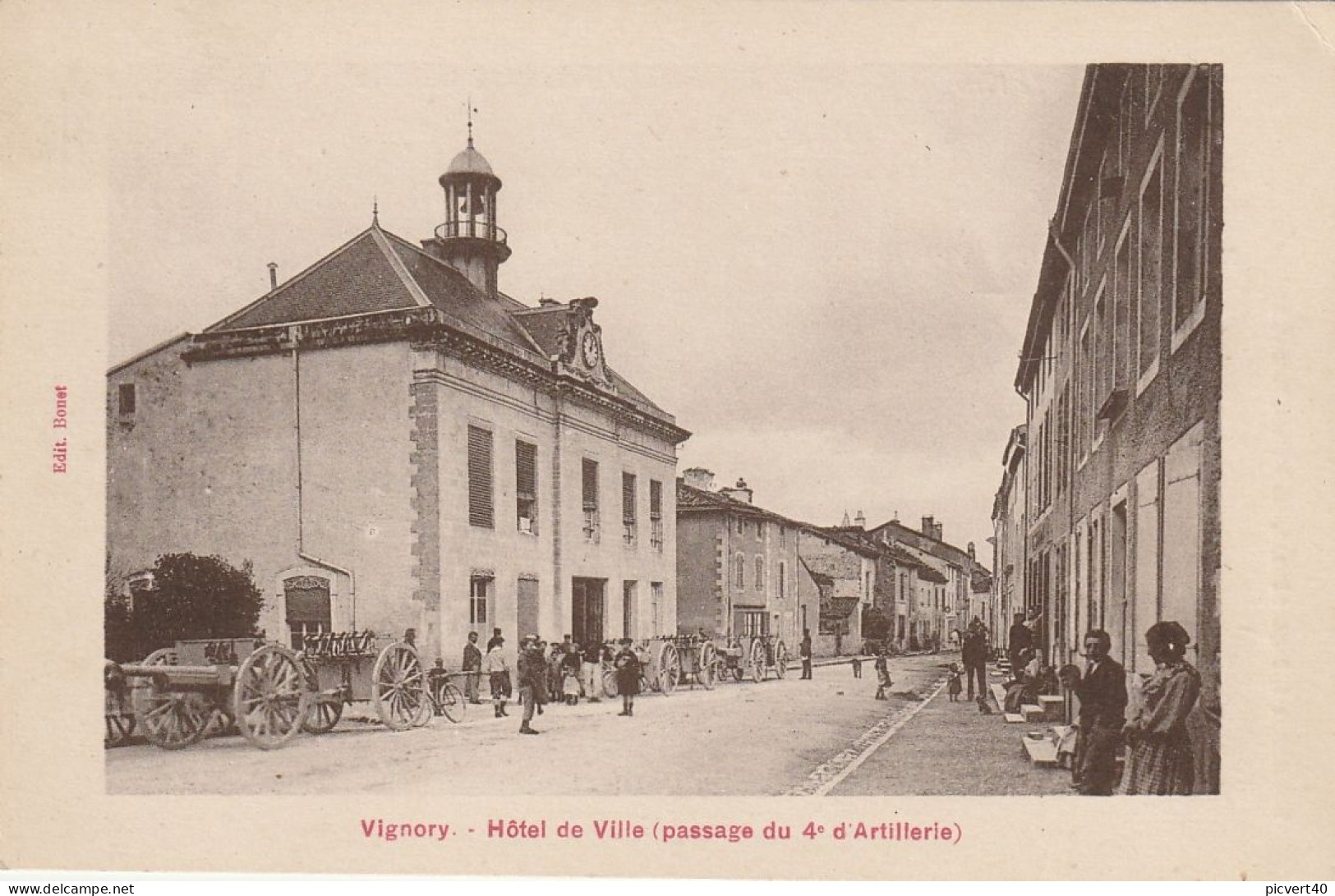 Vignory,hotel De Ville ,passage Du 4 Eme D Artillerie - Vignory