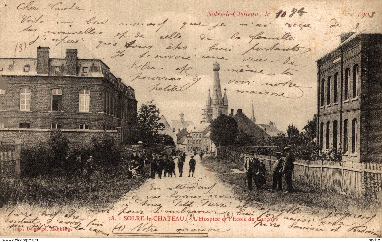 N°105119 -cpa Solre Le Château -l'hospice Et L'école De Garçons- - Solre Le Chateau
