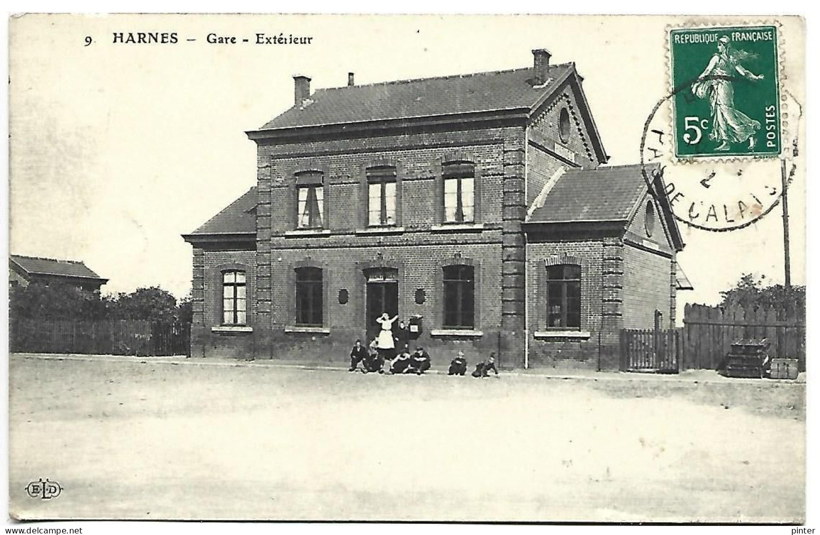 HARNES - Gare - Extérieur - Harnes