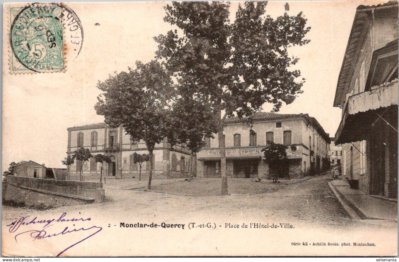 17585 Cpa 82 Monclar De Quercy - Place De L' Hôtel De Ville - Montclar De Quercy