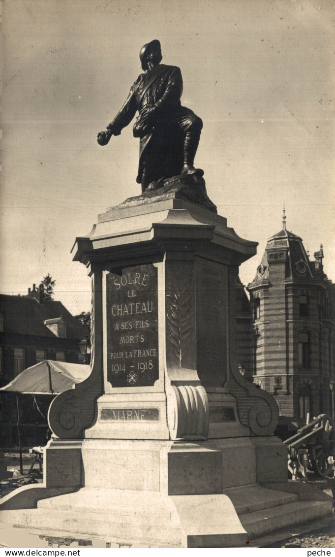 N°105143 -carte Photo Solre Le Château -monument Aux Morts- - Solre Le Chateau