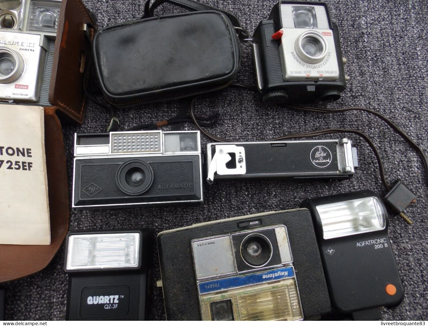 LOT ANCIENS APPAREILS PHOTOS ET CAMERA VINTAGE FLASH TORCHE BAUER KEYSTONE BOLEX ECT............ NON TESTEE NON VERIFIE - Fotoapparate