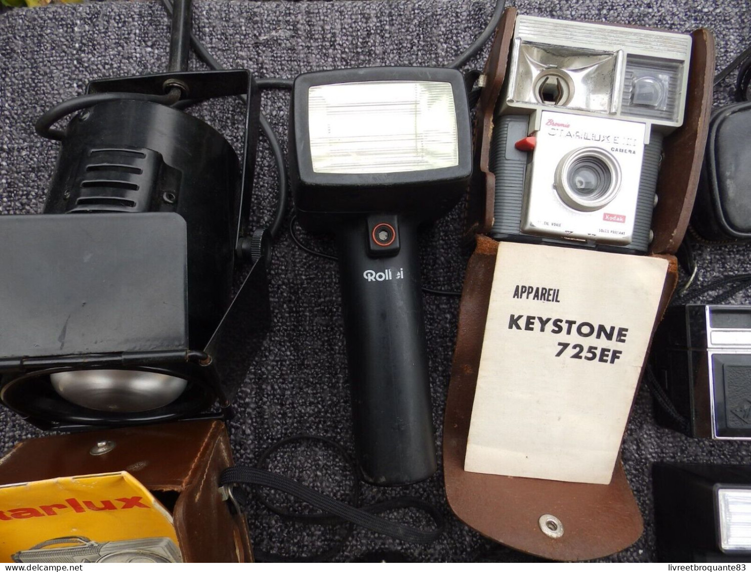 LOT ANCIENS APPAREILS PHOTOS ET CAMERA VINTAGE FLASH TORCHE BAUER KEYSTONE BOLEX ECT............ NON TESTEE NON VERIFIE - Fotoapparate