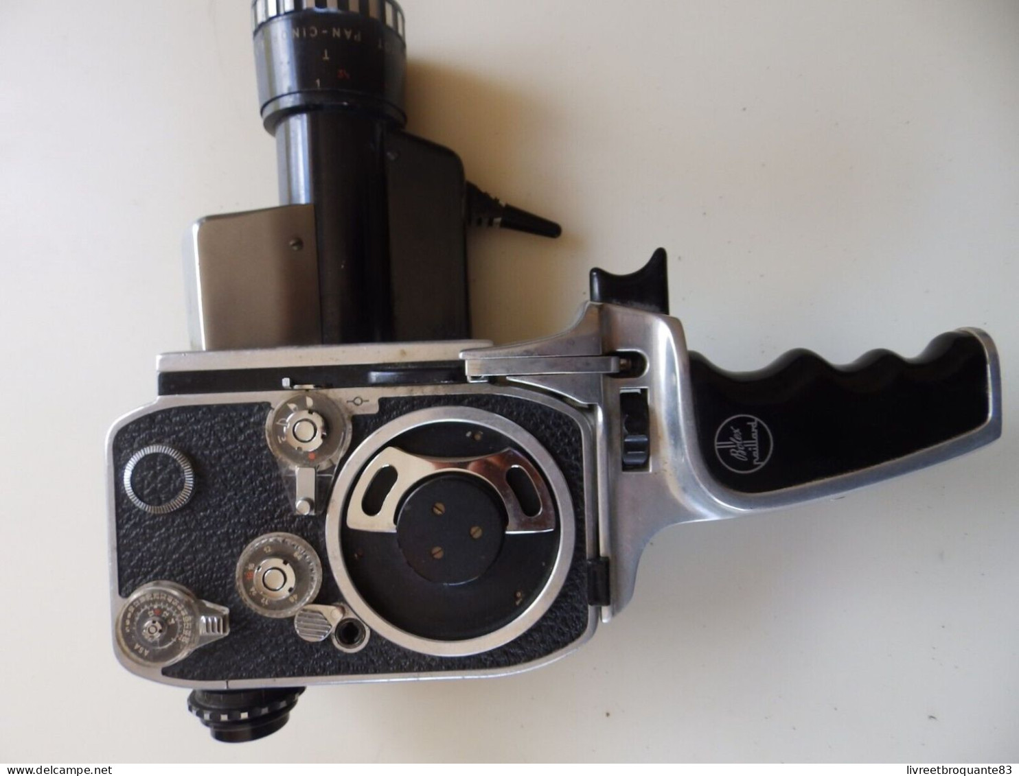 CAMERA VINTAGE BOLEX PAILLARD PATHE NON TESTEE NON VERIFIE ( MANIVELLE ENROULEUR DEFILEMENT FONCTIONNE )  LES APPAREILS - Appareils Photo