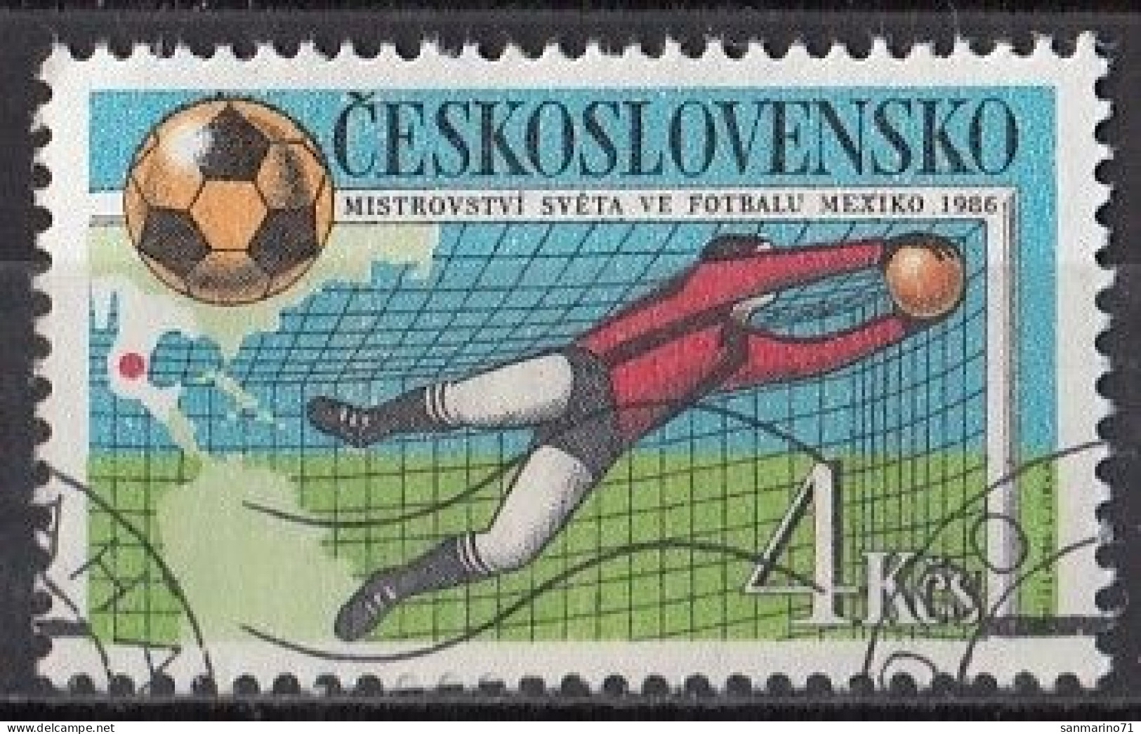 CZECHOSLOVAKIA 2862,used,falc Hinged,football - Oblitérés