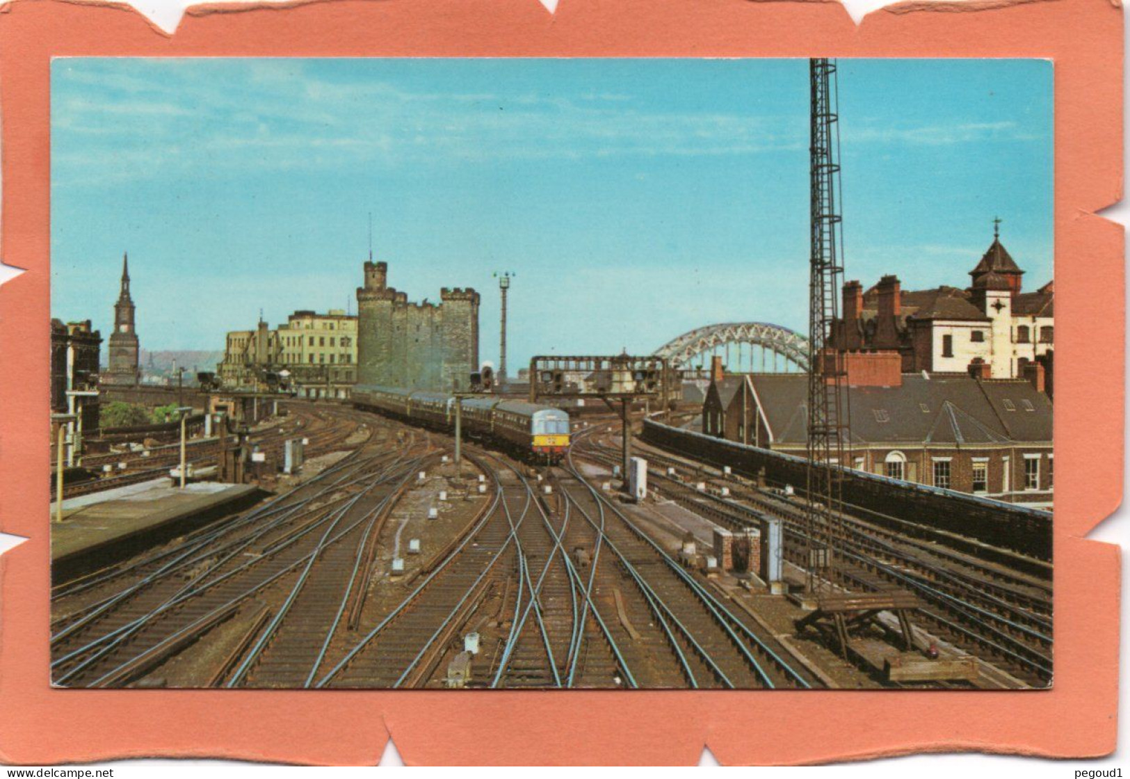 NEWCASTLE. RAILWAY CROSSING. CHEMIN DE FER. TRAIN  Achat Immédiat - Newcastle-upon-Tyne